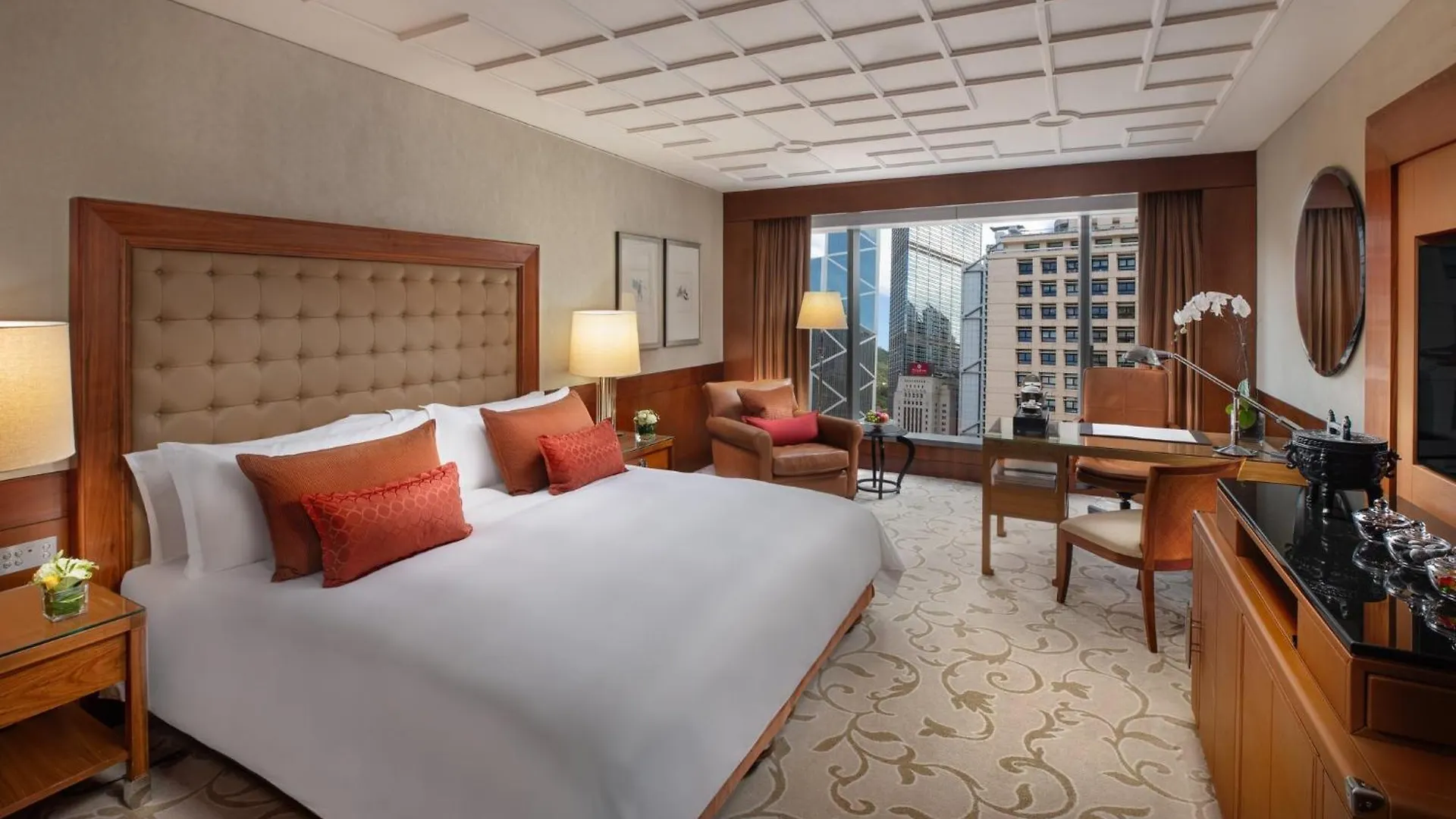 מלון Mandarin Oriental, הונג קונג 5*,