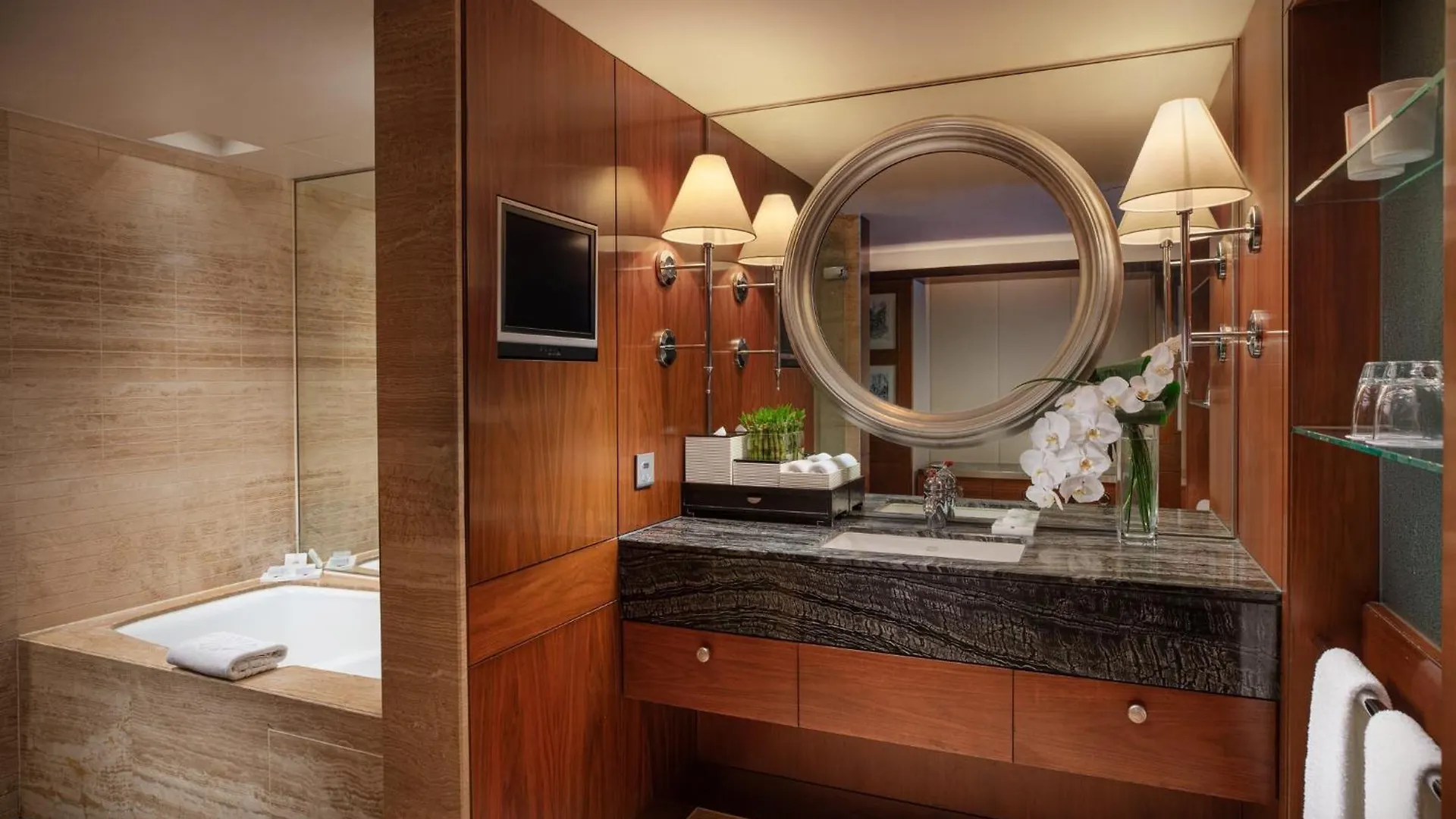 Mandarin Oriental, Hong Kong Hotel China