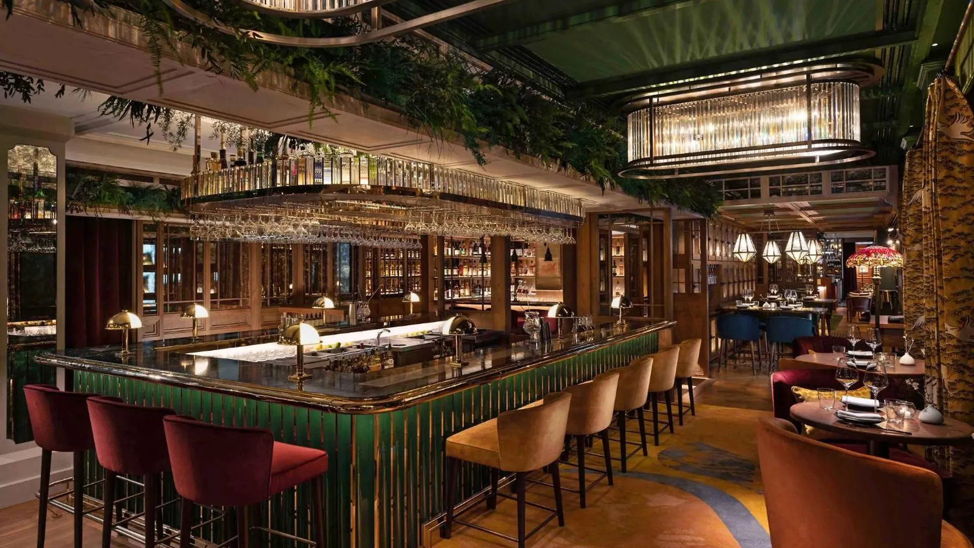*****  Mandarin Oriental, Hong Kong Hotel China
